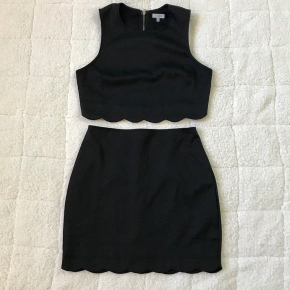 Crop top and mini skirt set - Picture 14 of 15